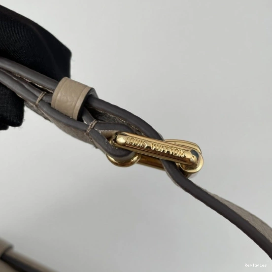 Repzbay VUITTON MÉTIS LOUIS POCHETTE 0808